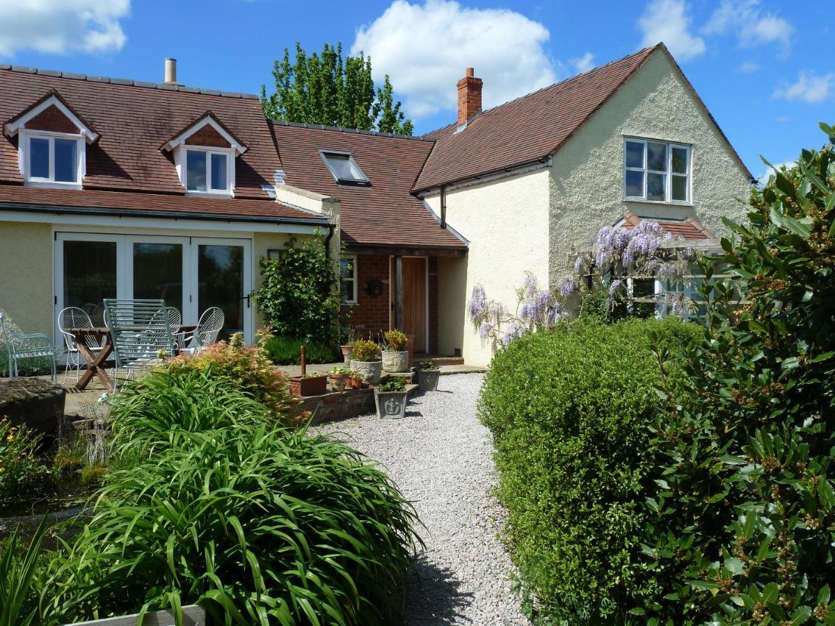 The Lodge, At Orchard Cottage Much Marcle Exterior photo