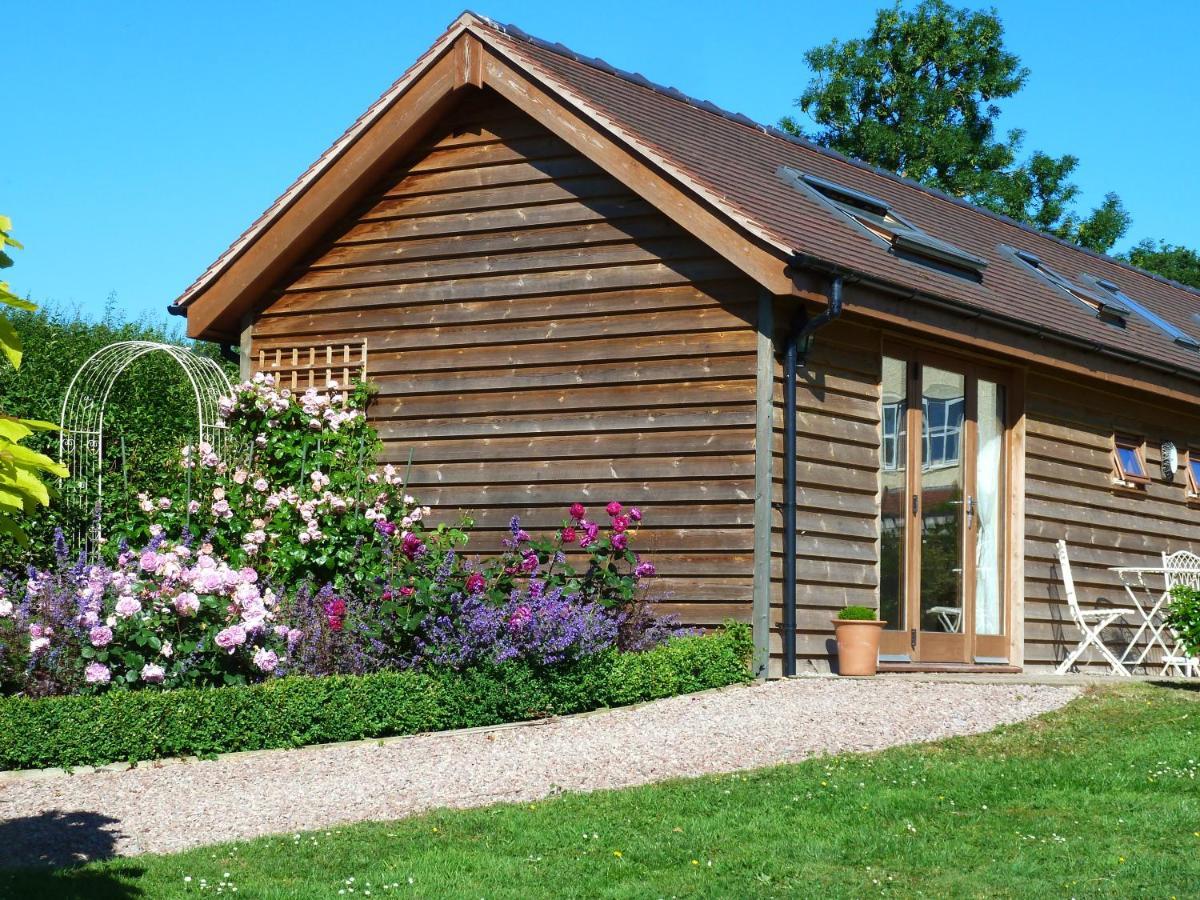 The Lodge, At Orchard Cottage Much Marcle Exterior photo